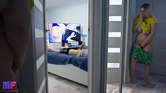 Thiếu Niên Ngực To Nghịch Ngợm Với Cha Dượng Trong Một Video Được Xác Minh.