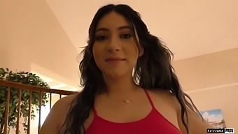 Amilia Onyx, The Sexy College Girl With Big Ass And Ball-Licking Skills, Is Craving Cum Inside You